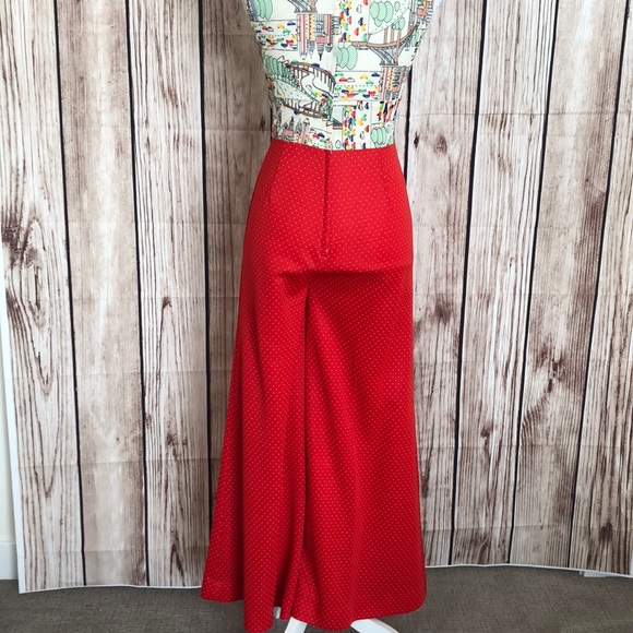 Vintage Romper with Cityscape/Car Design Top - Picture 5 of 5